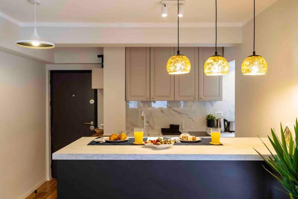Stunning Views 2Br Intercontinental Flat Apartamento Bucareste Exterior foto