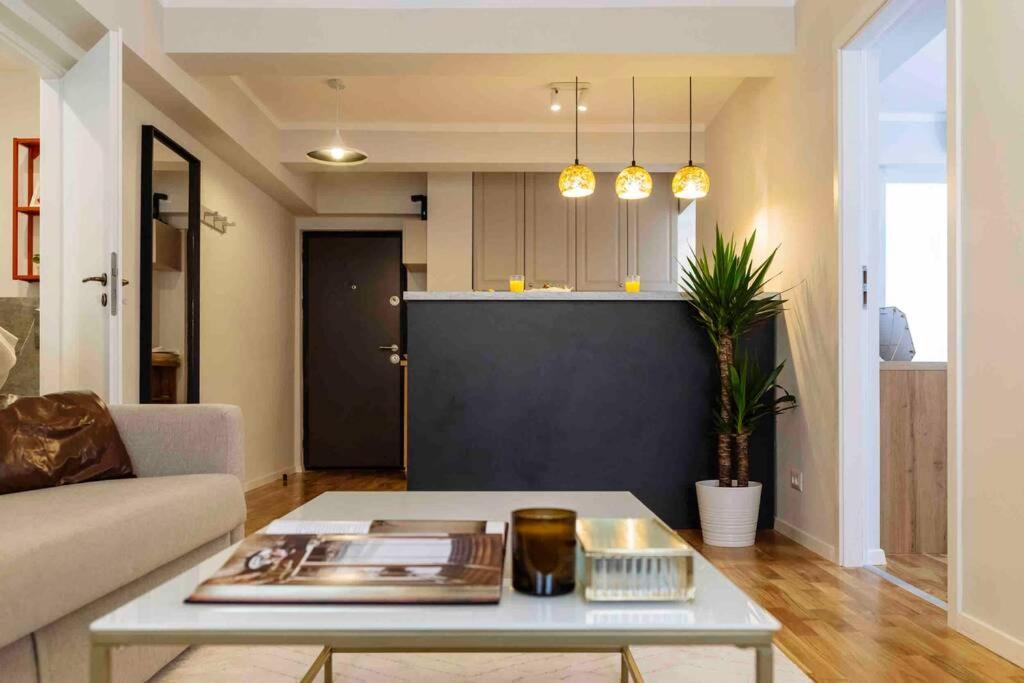 Stunning Views 2Br Intercontinental Flat Apartamento Bucareste Exterior foto
