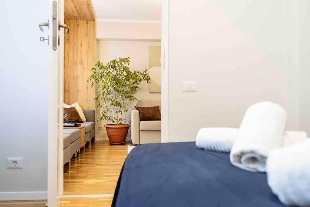 Stunning Views 2Br Intercontinental Flat Apartamento Bucareste Exterior foto