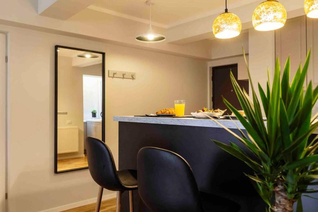 Stunning Views 2Br Intercontinental Flat Apartamento Bucareste Exterior foto